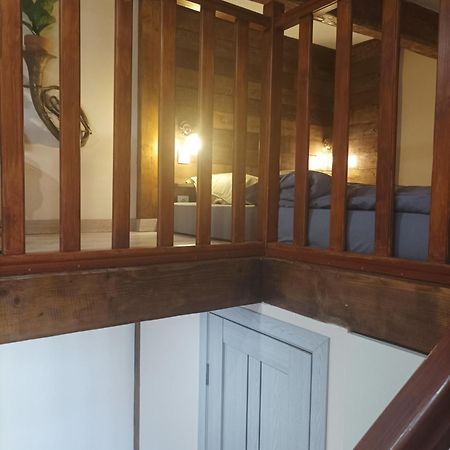 Chorni Vivtsy Apartman Csernyivci Kültér fotó