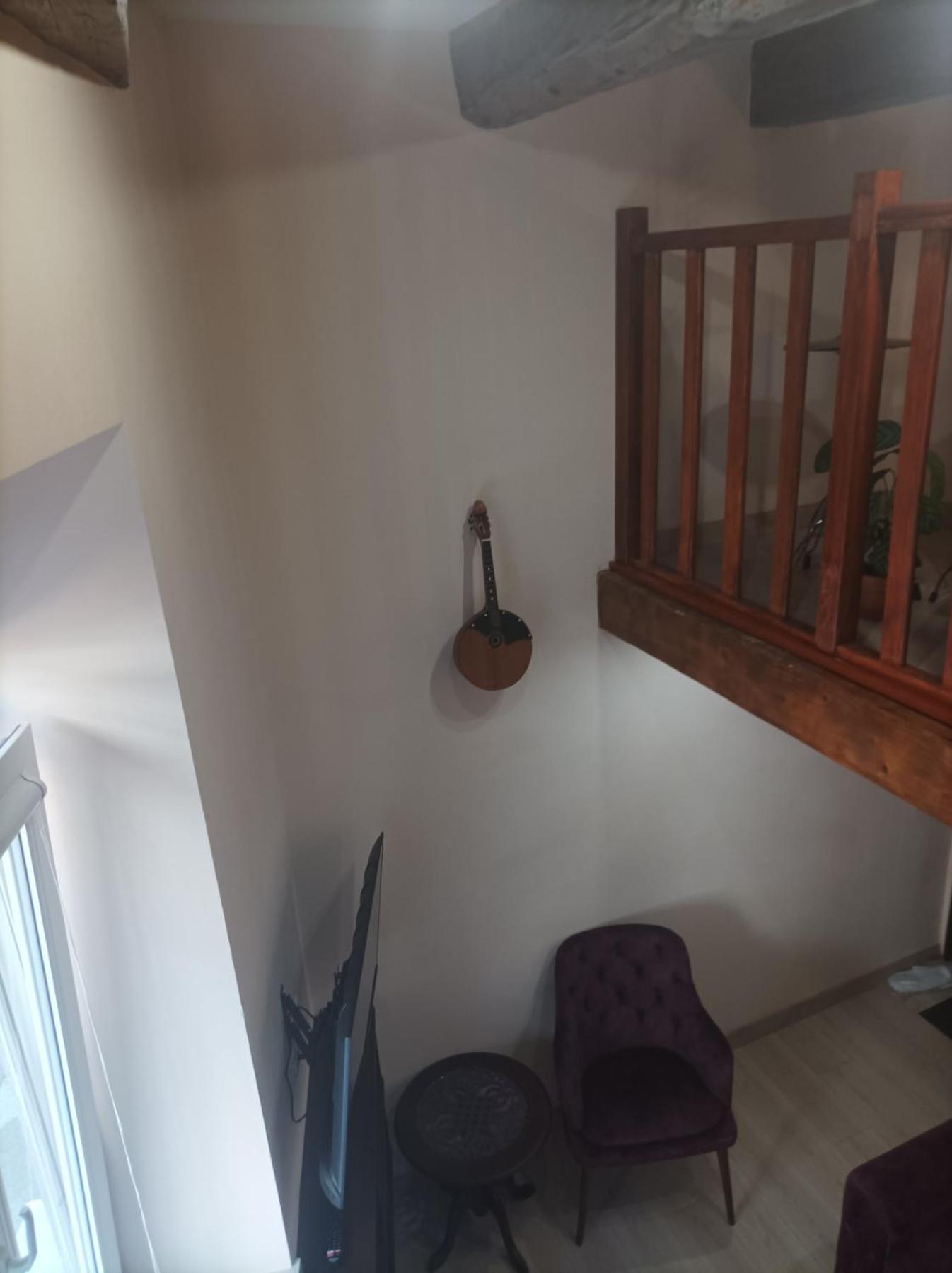 Chorni Vivtsy Apartman Csernyivci Kültér fotó